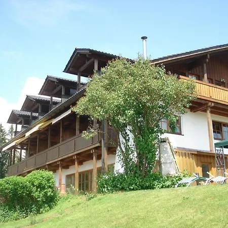 In Honigsgrub Mit Eigenem Balkon Und Fernblick Appartamento
